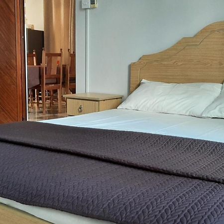 Ground Floor Lovely Two Bedrooms Apartment Flic-en-Flacq Екстериор снимка