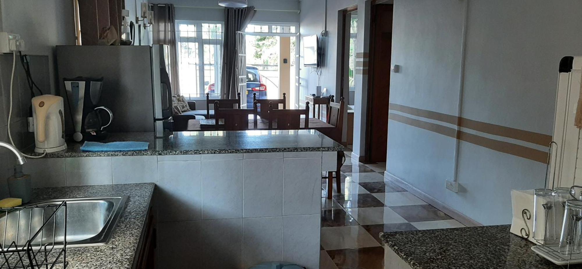 Ground Floor Lovely Two Bedrooms Apartment Flic-en-Flacq Екстериор снимка